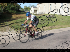La Jean François Bernard 2023 -  95 et 77kms  Empury Centre du village