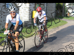 La Jean François Bernard 2023 -  95 et 77kms  Empury Centre du village