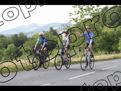 Les 3 cols 2025 plaques de cadres vertes 
