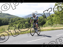 Les 3 cols 2025 plaques de cadres vertes 