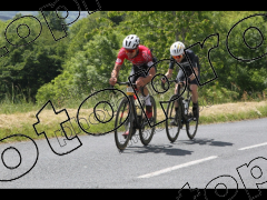 Les 3 cols 2025 plaques de cadres jaunes orangées