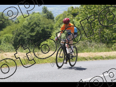 Les 3 cols 2025 plaques de cadres jaunes orangées
