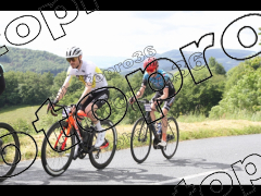 Les 3 cols 2025 plaques de cadres violettes 