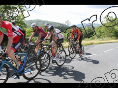 Les 3 cols 2025 plaques de cadres violettes 