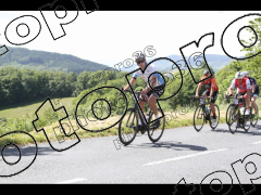 Les 3 cols 2025 plaques de cadres violettes 