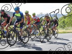 Les 3 cols 2025 plaques de cadres violettes 