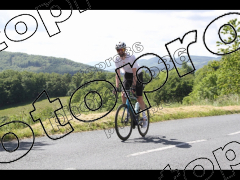 Les 3 cols 2025 plaques de cadres violettes 