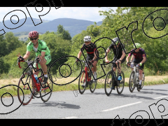 Les 3 cols 2025 plaques de cadres violettes 