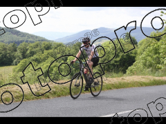 Les 3 cols 2025 plaques de cadres violettes 