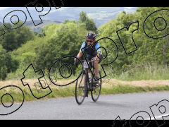 Les 3 cols 2025 plaques de cadres violettes 