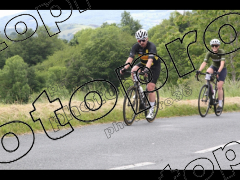 Les 3 cols 2025 plaques de cadres violettes 