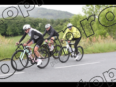 Les Trois Cols 2026  Dossards non identifiés et quelques motos