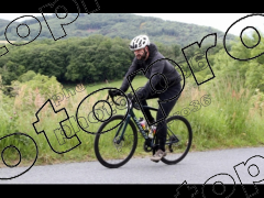Les Trois Cols 2026  Dossards non identifiés et quelques motos