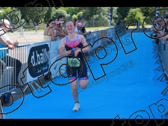 Triathlon S  Vierzon arrivée et podium